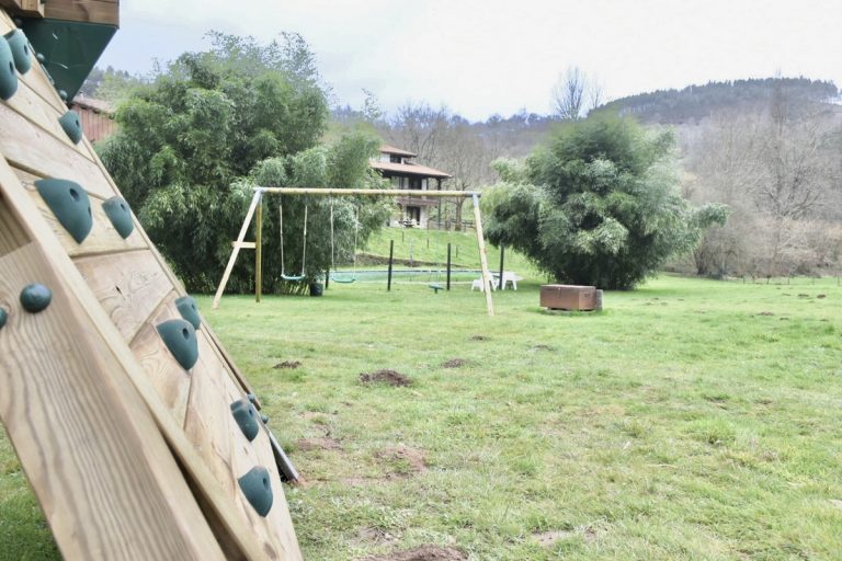 Alojamientos turisticos con parking privado Cantabria