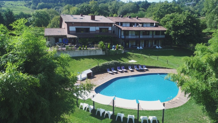 Casa rural con piscina Cantabria